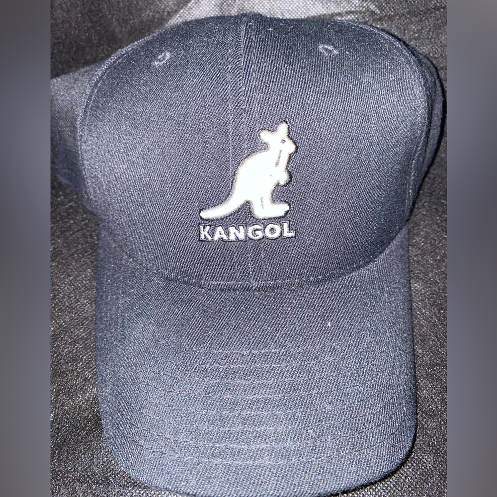 KANGOL BLUE  Flexfit Baseball Cap BLACK /White EUC RARE FIND